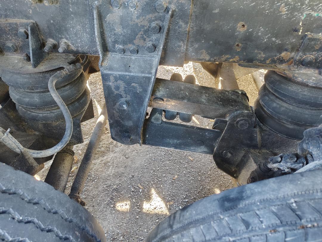 1999 FREIGHTLINER 5-Axle - Image 28